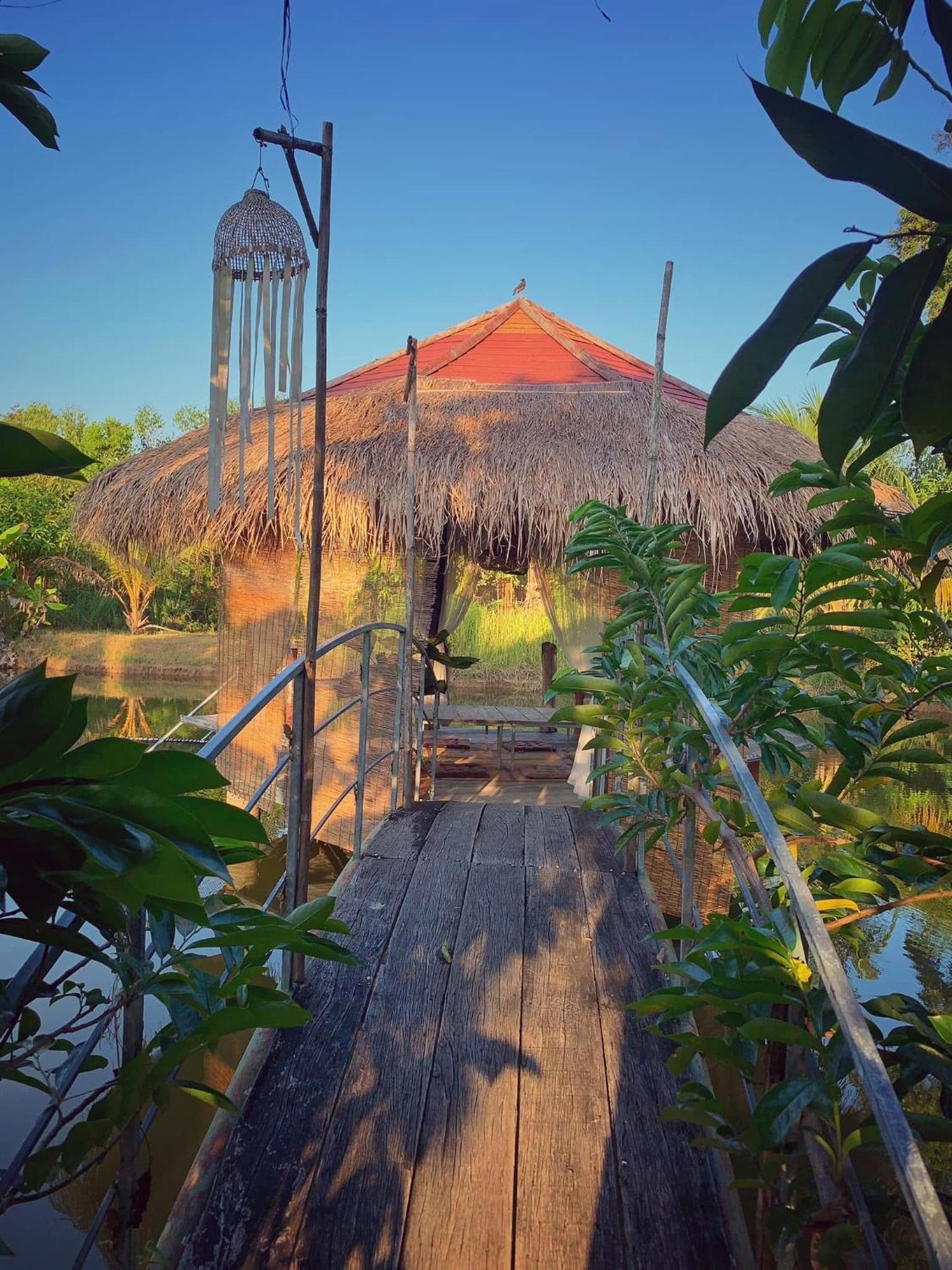 Homestay Baan Hug Na